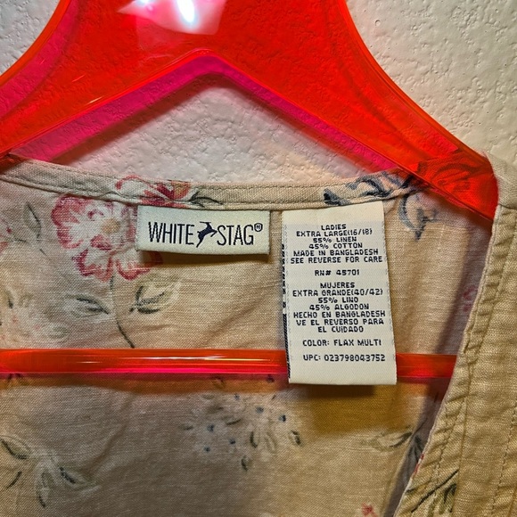 White Stag Floral Linen Top - Picture 3 of 4